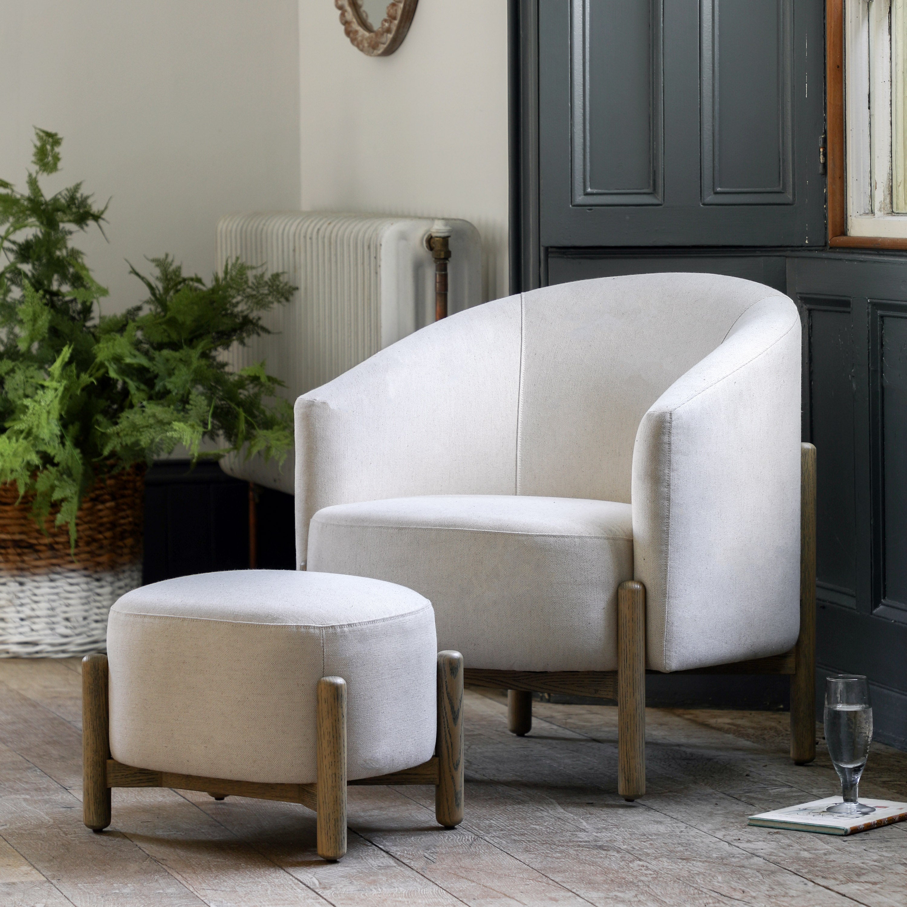 Alba Armchair